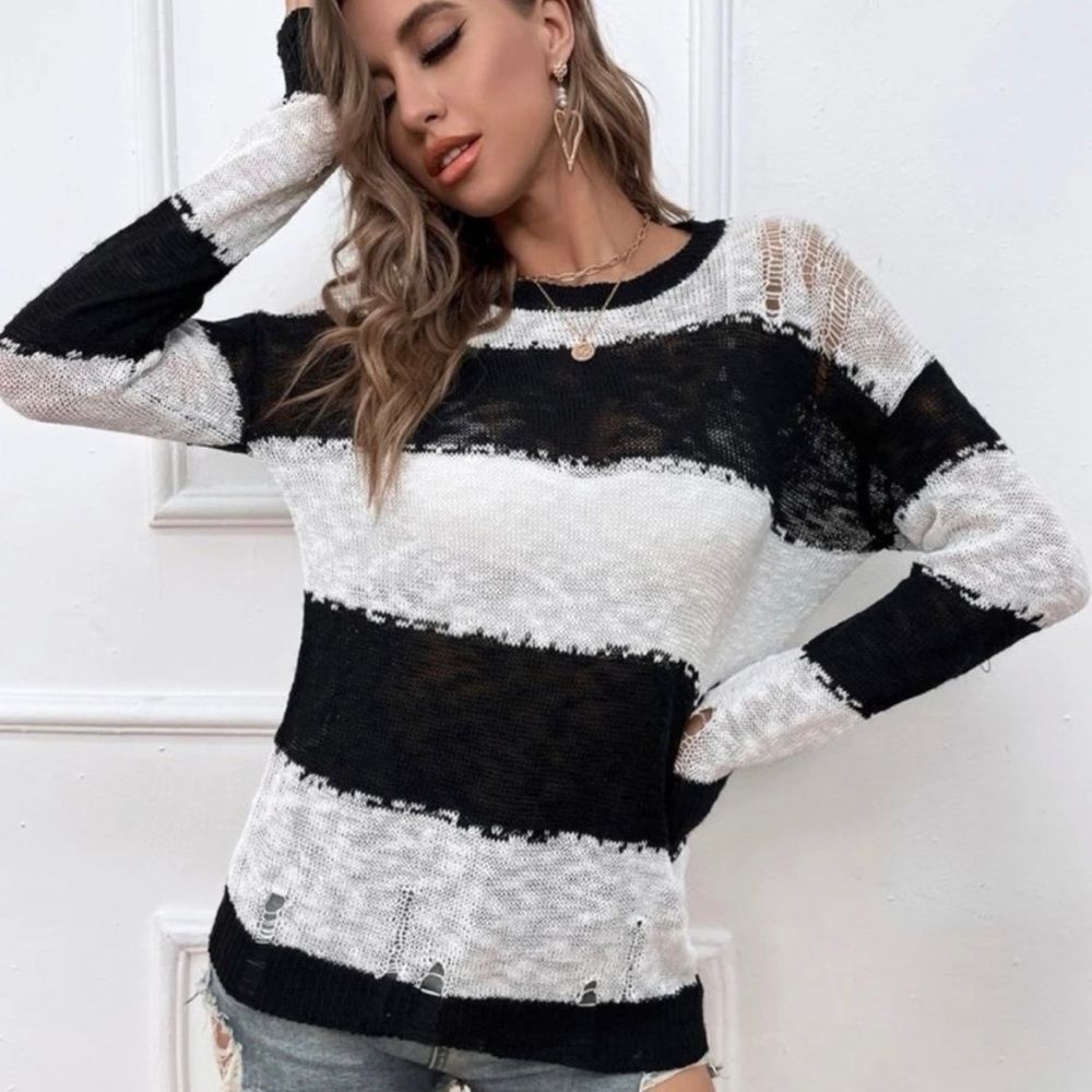 NEW Black & White Distressed Style Lightweight Sweater - Picture 5 of 6